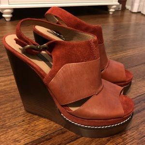 NWOT Modern Vintage Liana Wedges